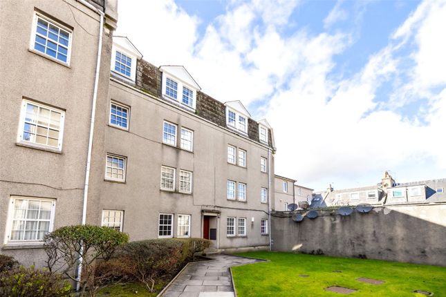 Thumbnail Flat to rent in 39 Picardy Court, Rose Street, Aberdeen