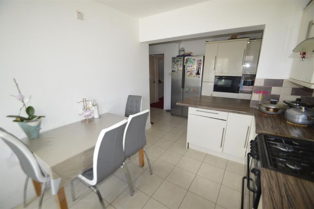 10, Ayloffe Road, Dagenham photo 5
