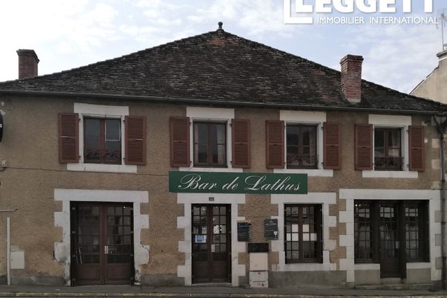 Thumbnail Business park for sale in Lathus-Saint-Rémy, Vienne, Nouvelle-Aquitaine