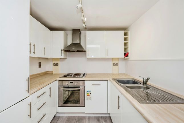 Flat for sale in St. Helens Road, Swansea