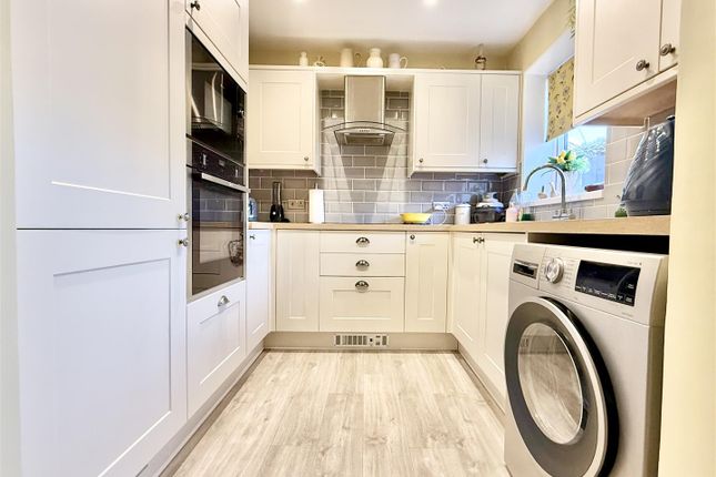 Robinsons Close, Mellis photo 2