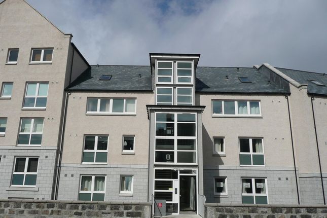 Thumbnail Flat to rent in 68 Dee Village, Millburn Street, Aberdeen