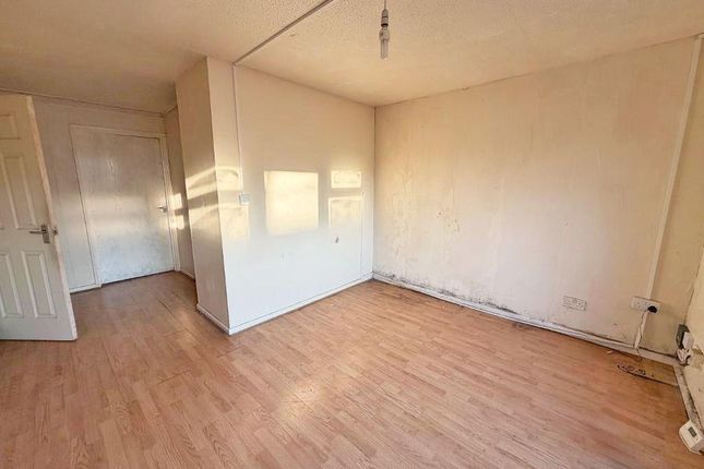 56B, Bossiney Place, Milton Keynes photo 3
