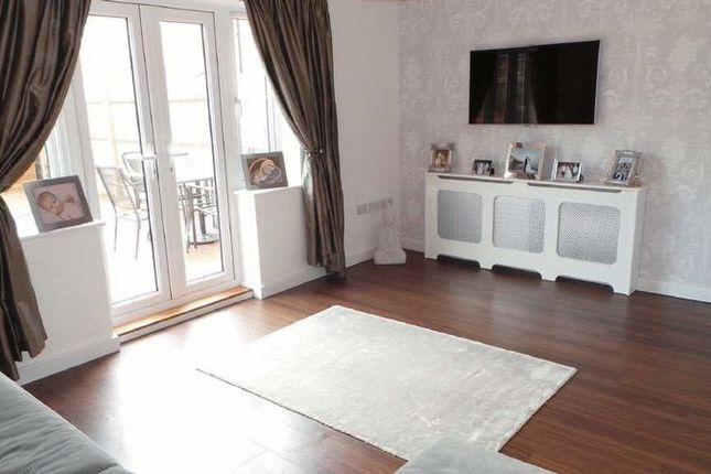 27, Aldermere Avenue, Waltham Cross photo 4