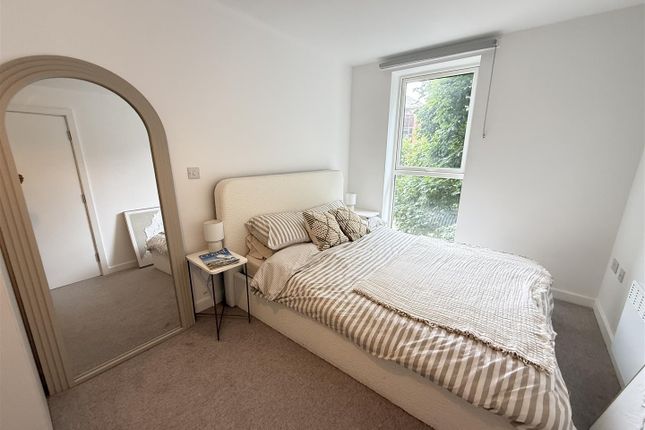 Apt 105, Ariel Apartments, Salford photo 4