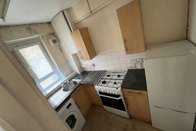 27, Southwark Park Road, London photo 2