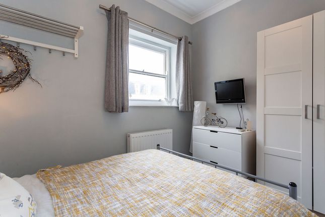 Flat for sale in Marine Parade, Brighton