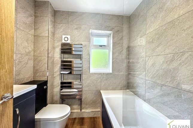 13 Chestnut Close, Ebbw Vale photo 3