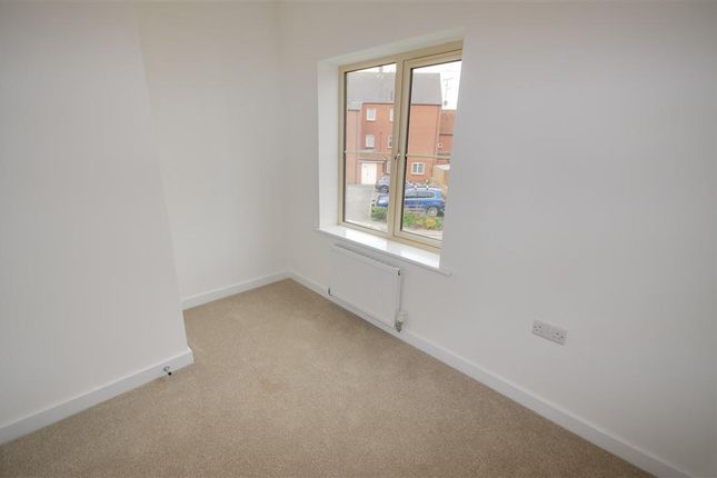 Town house for sale in Chapel House Court, Selby