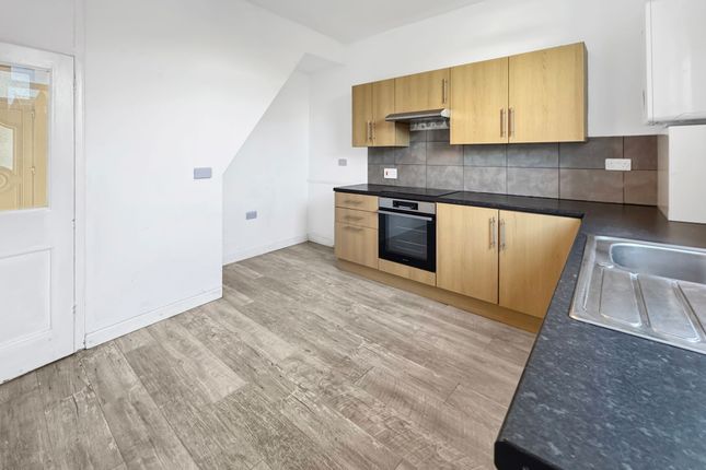 4 Bridge Road, Cowes photo 3