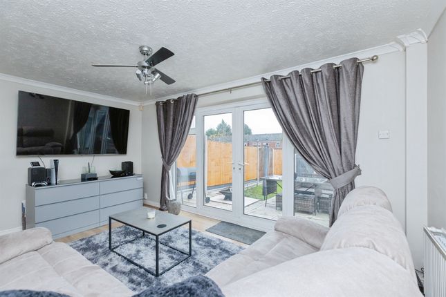 30, Shakespeare Close, Leicester photo 2
