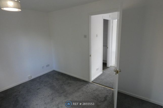Oldbrook, Milton Keynes photo 5