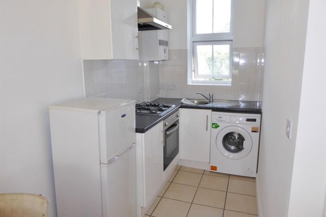 Thumbnail Flat to rent in London Road, Tooting