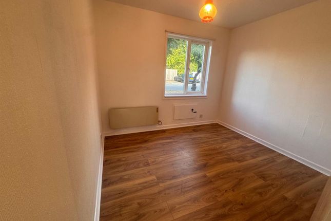 19, Glenbuck Road, Surbiton photo 2