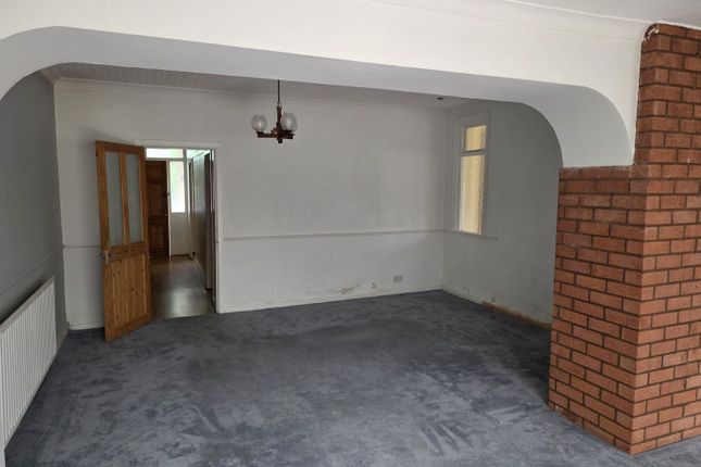 10, Rickerscote Road, Stafford photo 4