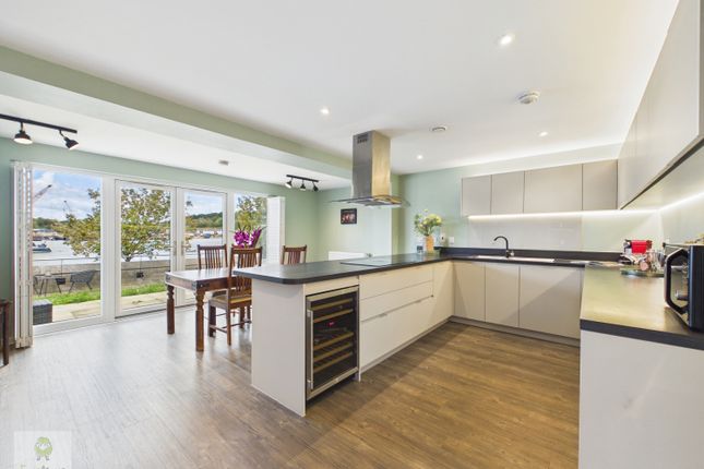 30, Westerly Way, Chatham photo 3