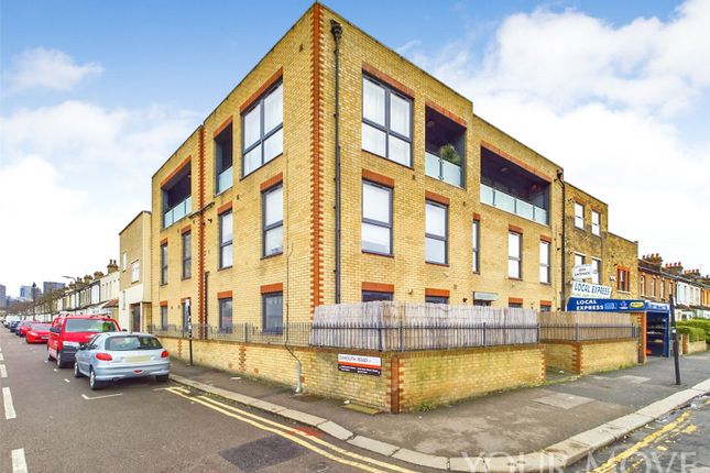 Thumbnail Flat for sale in Gosport Road, Walthamstow, London