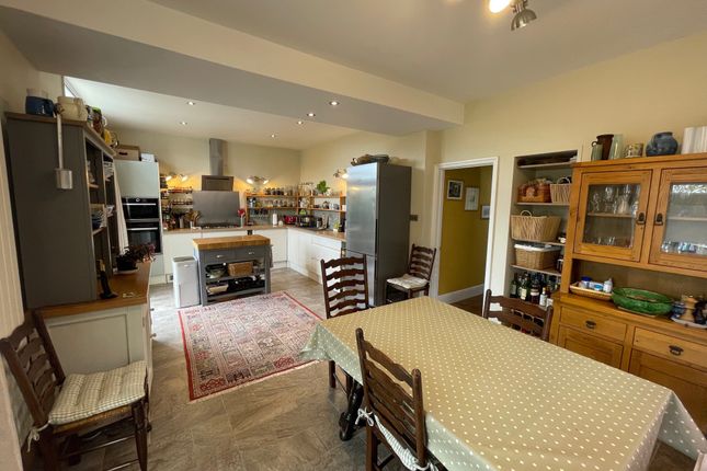 18, St. Peters Road, Malvern photo 3