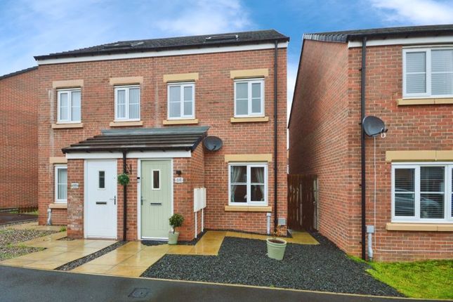 Thumbnail Town house for sale in Font Drive, Blyth