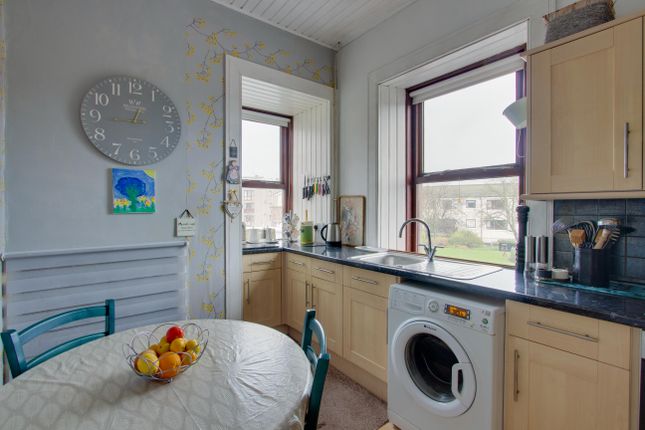 Flat for sale in Murray Street, Montrose