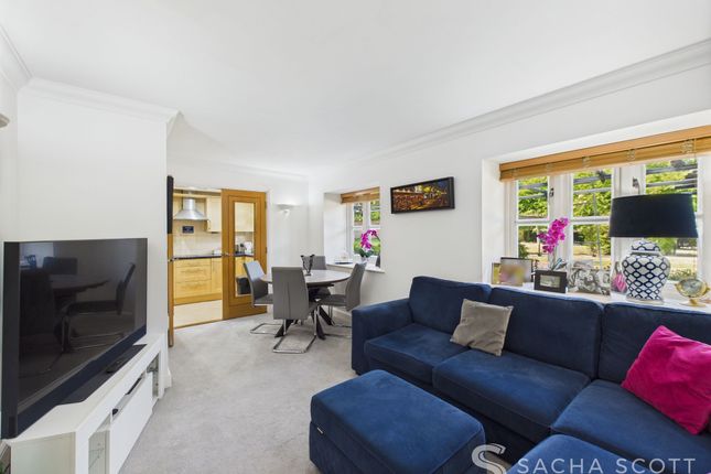 Flat 13, Elizabeth House Elizabeth Drive, Banstead photo 2