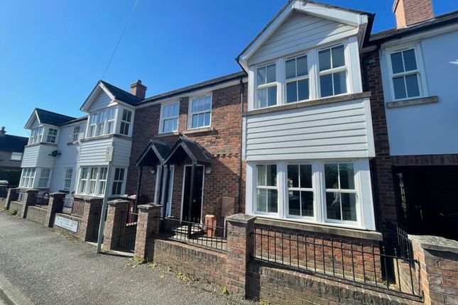 Terraced house to rent in Melbourne Road, Chichester