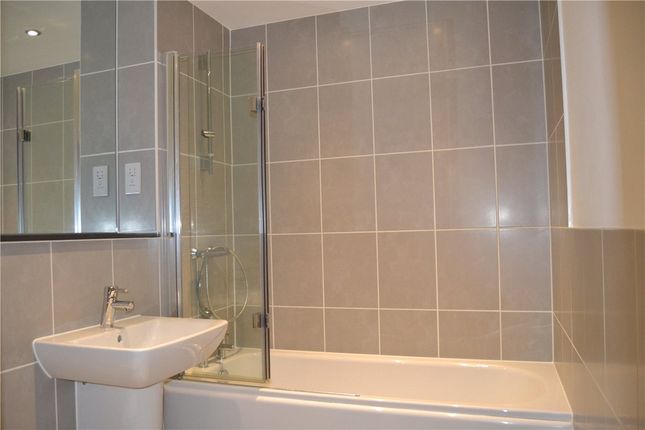 8 Carruthers Court,, Racecourse Road, Berkshire photo 5