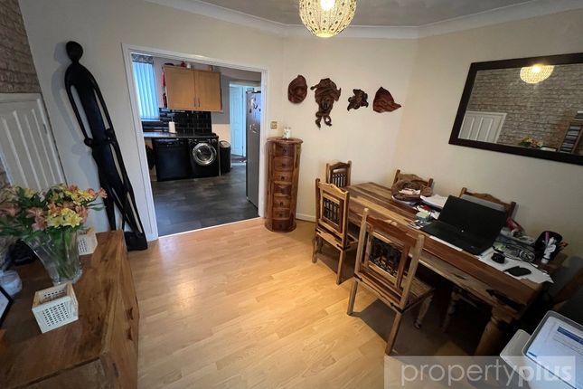 3, Heol Haulfryn, Rhondda Cynon Taff photo 4