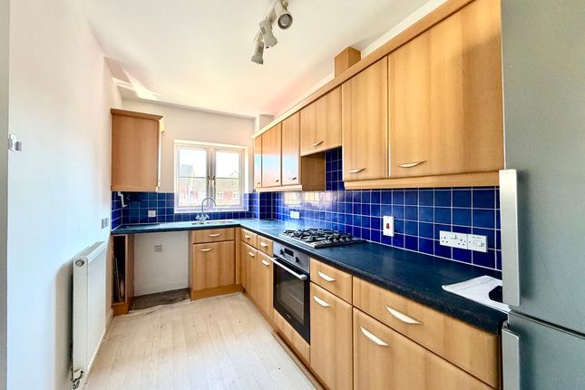 25, Grayling Close, Calne photo 2