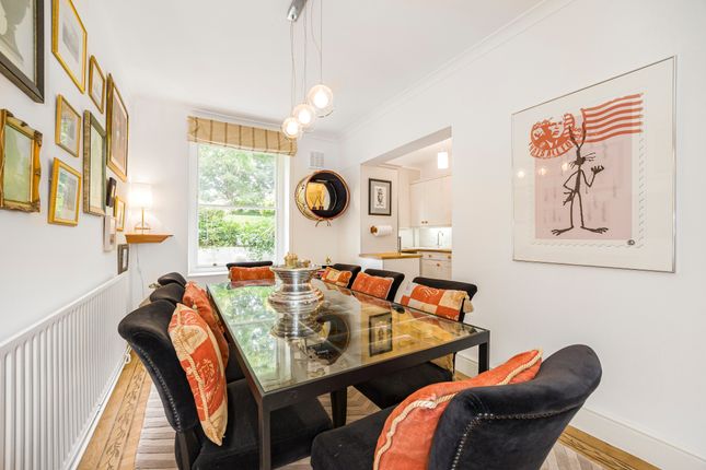 Flat for sale in Pond Road, London