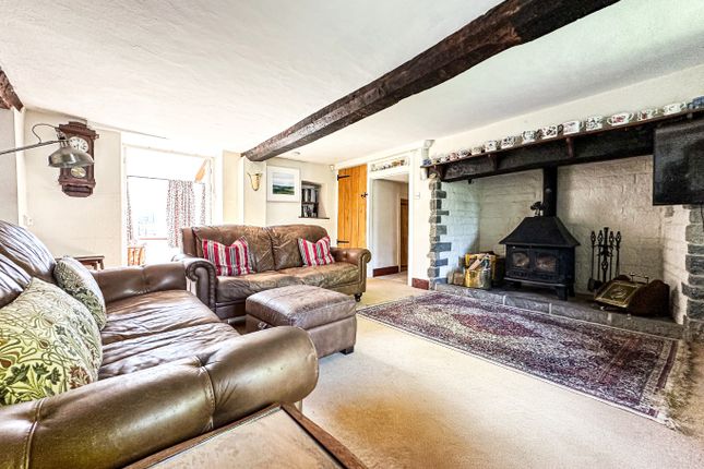 12 Stoke Road, North Curry, Somerset photo 4