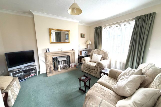 2, Chestnut Close, Glastonbury photo 3