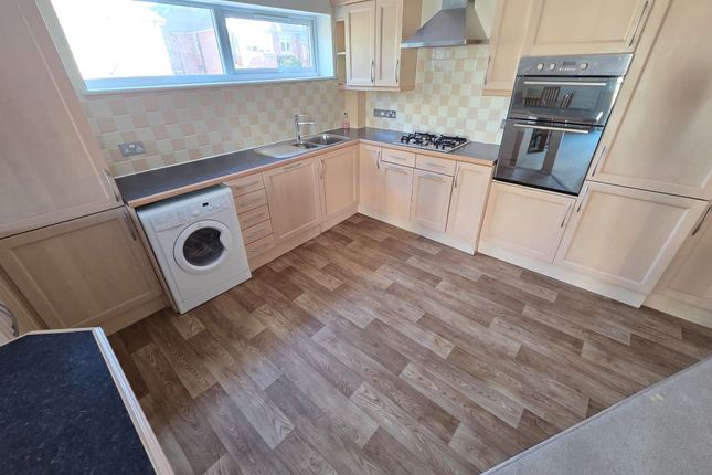 18, Victoria Avenue, Swanage photo 3