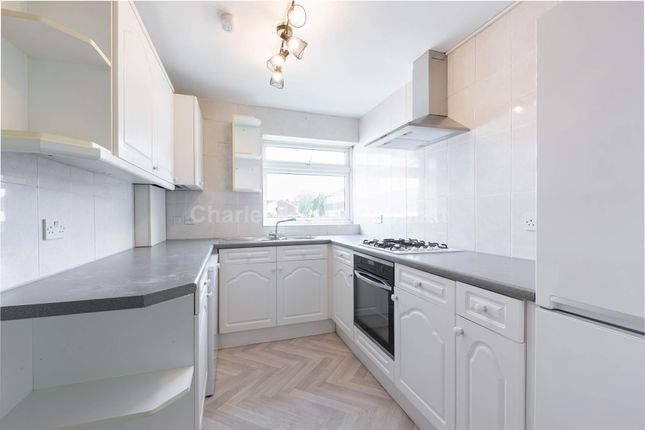 Thumbnail Flat to rent in Franklin Close, Whetstone