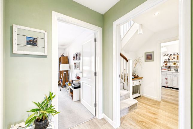 19 Baillie Crescent, Alford photo 4