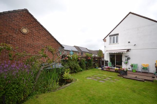 45, Jubilee Way, Leyland photo 2