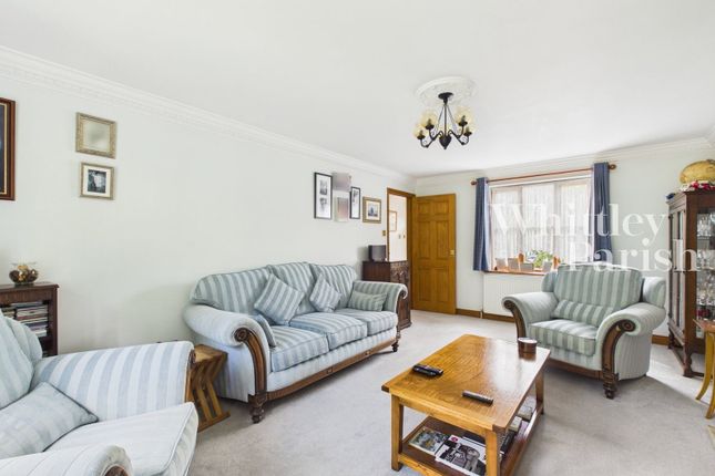 3, Church Farm Close, Eye photo 4