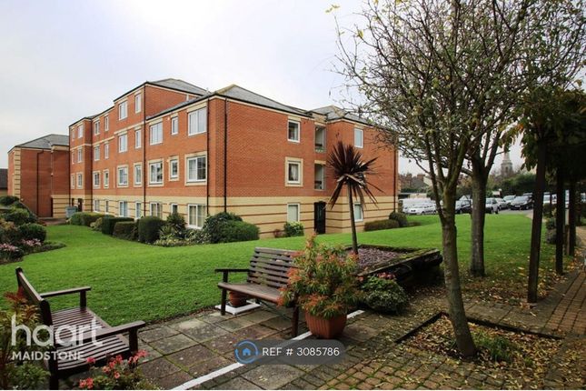 2 Bedroom Flat in ME14 1ER