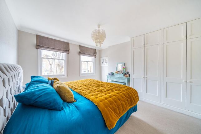 End terrace house for sale in Canbury Avenue, Kingston Upon Thames