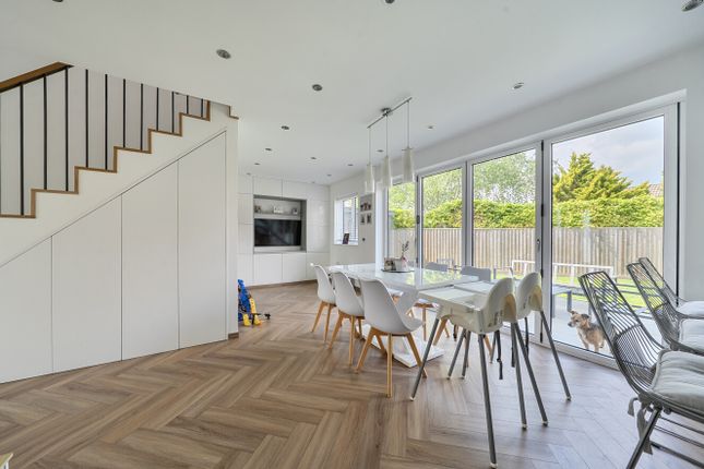 5a, Magdalen Road, Wanborough photo 3