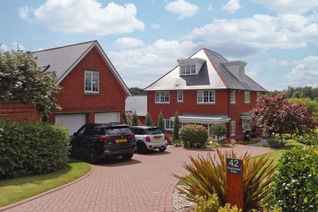 Thumbnail Detached house for sale in Wychwood Park, Weston