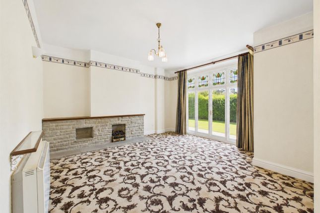 12, Station Street, Cinderford photo 2