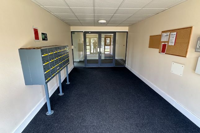 11 Brockwell Place, London Road, Dunstable photo 2