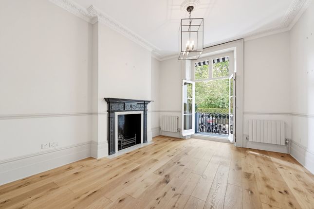 8, Pelham Crescent, London photo 4