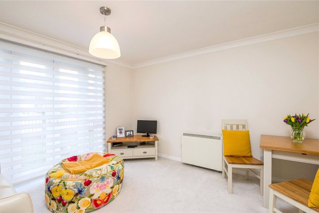 Flat 38, Lady Hamilton Court, 50, Barnstaple Road, Essex photo 4