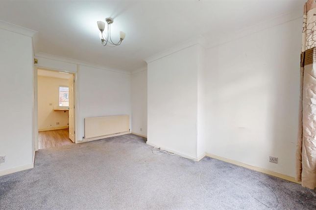 Taylor Road, Haydock photo 2