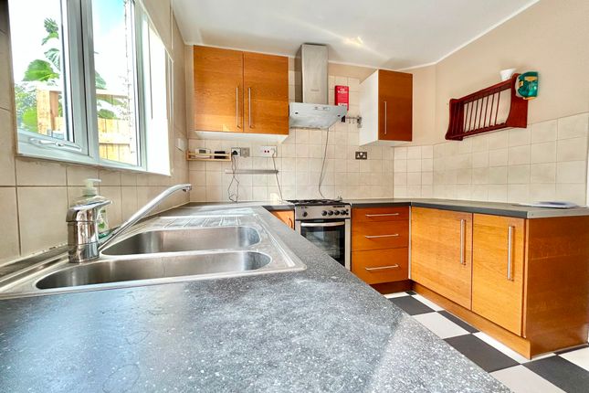 54, Fynford Road, Coventry photo 5