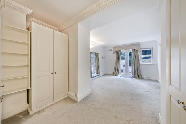 Garden Flat, Flat 1, 17, Parkhill Road, London photo 4