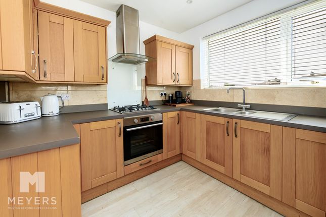 23, Okeford Road, Broadstone photo 4