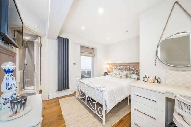 28, Oldbury Place, London photo 4